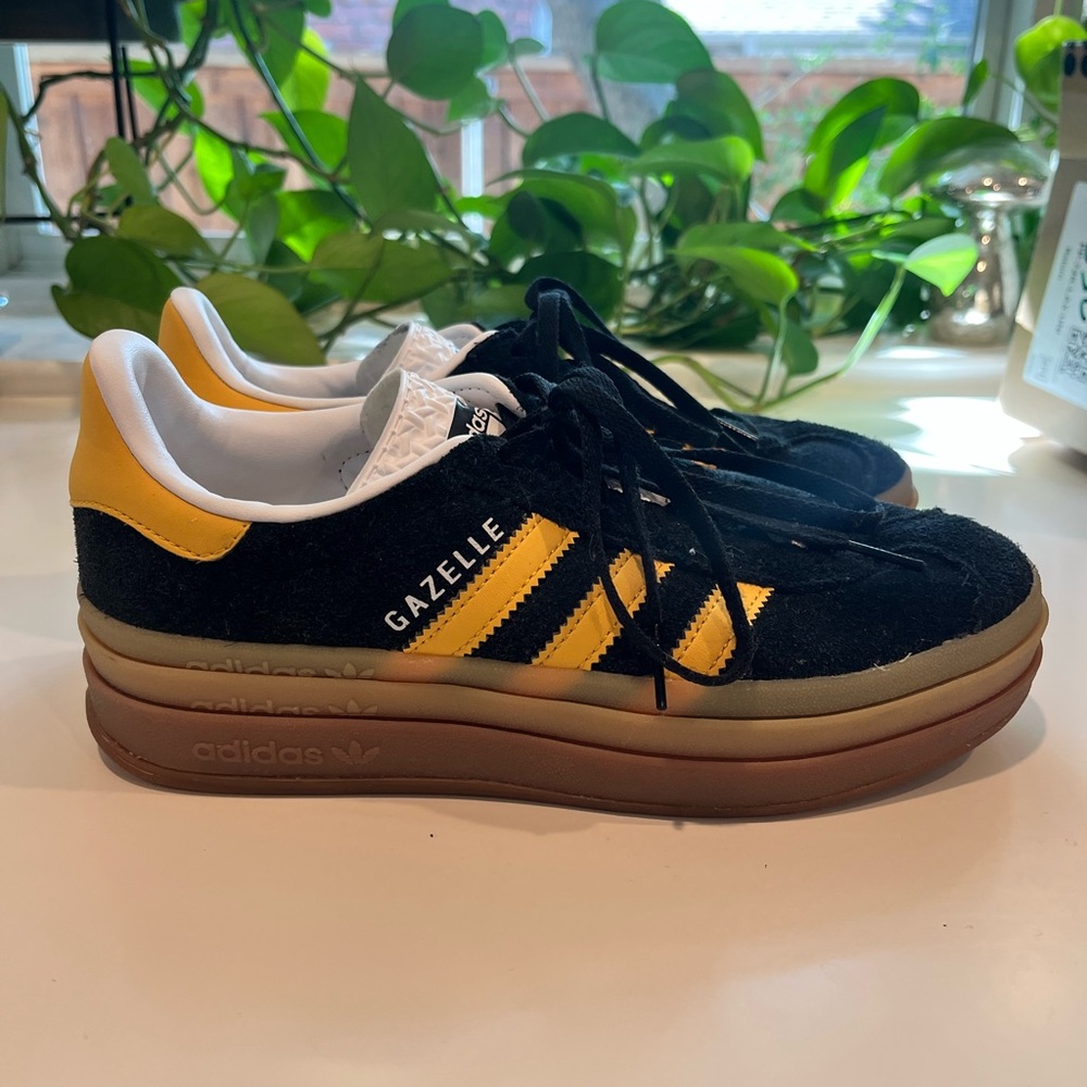 Adidas Gazelle platform Black and Gold Women's Sneakers